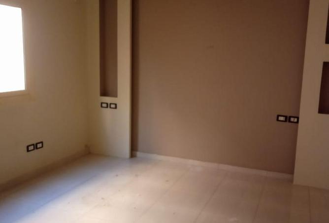 63880428 - Property Image 3