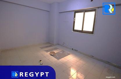 Office Space - 4 Bedrooms - 3 Bathrooms for rent in Al Nasr St. - El Laselky - New Maadi - Hay El Maadi - Cairo