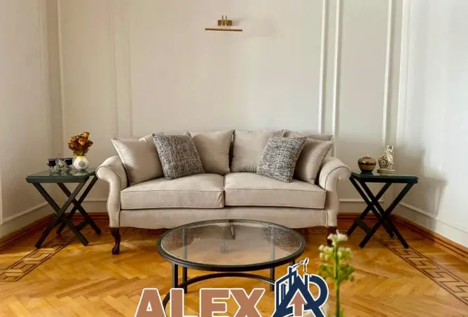 78925733 - Property Image 3