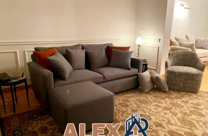 Apartment - 3 Bedrooms - 2 Bathrooms for rent in Kafr Abdo St. - Kafr Abdo - Roushdy - Hay Sharq - Alexandria