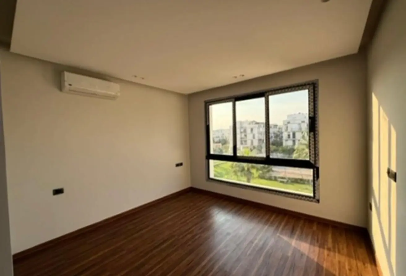 111616008 - Property Main Image