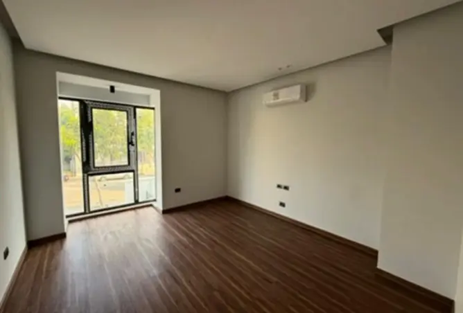 111616008 - Property Image 3