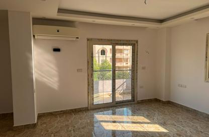 Apartment - 3 - 3 for rent in Green Residence 2 - 8th District - Sheikh Zayed City - Giza