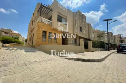 Twin House - 5 Bedrooms - 5 Bathrooms for sale in Green IV - 6 October Compounds - 6 October City - Giza