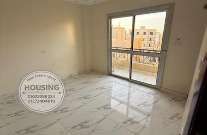 شقة - 3 غرف نوم - 2 حمامات للايجار في طيبة جاردنز - التوسعات الشمالية - مدينة 6 أكتوبر - الجيزة