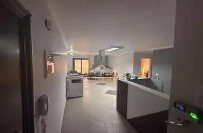 مكتب عمل جماعي - 3 غرف نوم - 2 حمامات للايجار في شارع كفر عبده - كفر عبده - رشدي - حي شرق - الاسكندرية