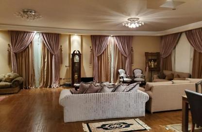Villa - 3 Bedrooms - 4 Bathrooms for sale in Maxim - The 1st Settlement - New Cairo City - Cairo