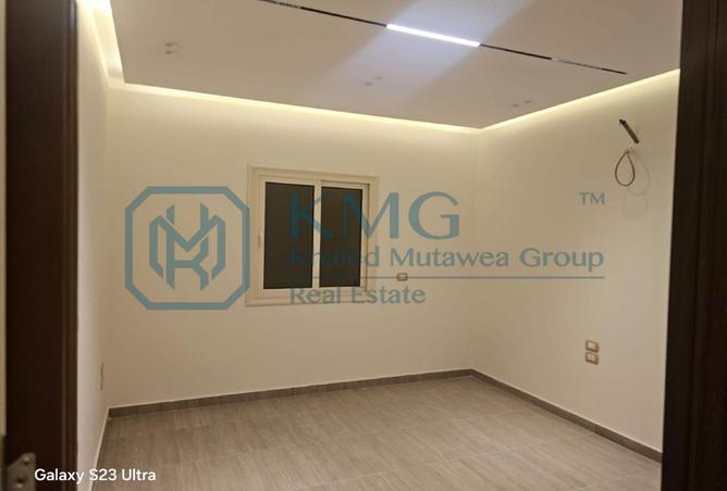 93522717 - Property Image 3