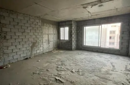 شقة - 2 غرف نوم - 2 حمامات للبيع في كمبوند فيلدج جاردن القطامية - كمبوندات التجمع الخامس - التجمع الخامس - مدينة القاهرة الجديدة - القاهرة