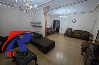 Apartment - 2 Bedrooms - 1 Bathroom for rent in Sabeel Al Moameneen St. - 8th Zone - Nasr City - Cairo