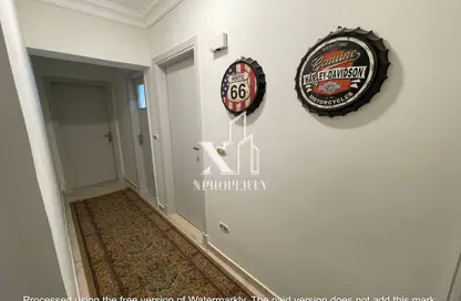 شقة - 3 غرف نوم - 3 حمامات للبيع في شارع الشباب - الحي السابع عشر - الشيخ زايد - الجيزة