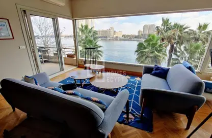 Apartment - 4 Bedrooms - 4 Bathrooms for rent in Mohamed Abdel Wahab St. - Zamalek - Cairo