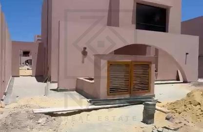 فيلا - 5 غرف نوم - 6 حمامات للبيع في غزالة باي - قسم الضبعة - الساحل الشمالي