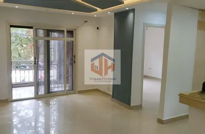 Apartment - 2 Bedrooms - 1 Bathroom for sale in Madinaty - Cairo