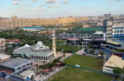 شقة - 3 غرف نوم - 2 حمامات للبيع في ميدان فيكتور عمانوئيل - سموحة - حي شرق - الاسكندرية