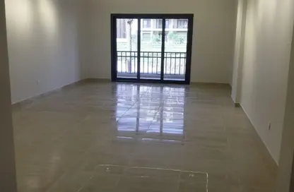 شقة - 3 غرف نوم - 3 حمامات للايجار في مون ريزيدنس - فيفث سكوير - التجمع الخامس - مدينة القاهرة الجديدة - القاهرة