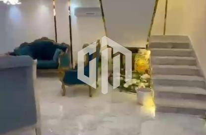 (بنتهاوس  (روف - 4 - 4 للبيع في ستون ريزيدنس - كمبوندات التجمع الخامس - التجمع الخامس - مدينة القاهرة الجديدة - القاهرة