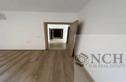 شقة - 2 غرف نوم - 2 حمامات للايجار في مون ريزيدنس - فيفث سكوير - التجمع الخامس - مدينة القاهرة الجديدة - القاهرة