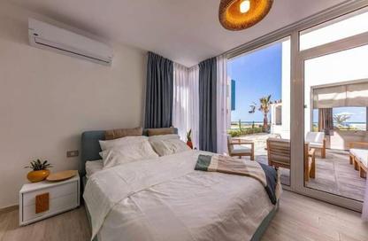 Chalet - 3 - 2 for sale in Fouka Bay - Ras Al Hekma - North Coast