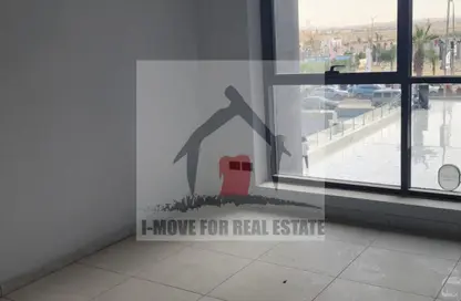 عيادة - غرفة نوم - 1 حمام للايجار في هالتاون - مدينة 6 أكتوبر - الجيزة