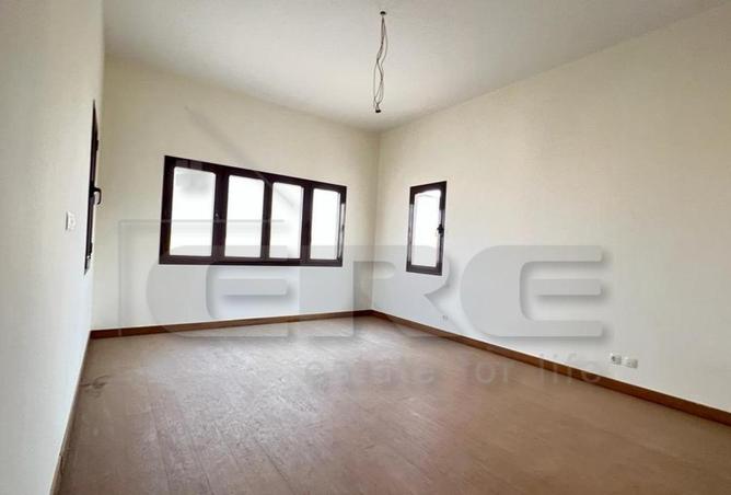 66432816 - Property Image 2