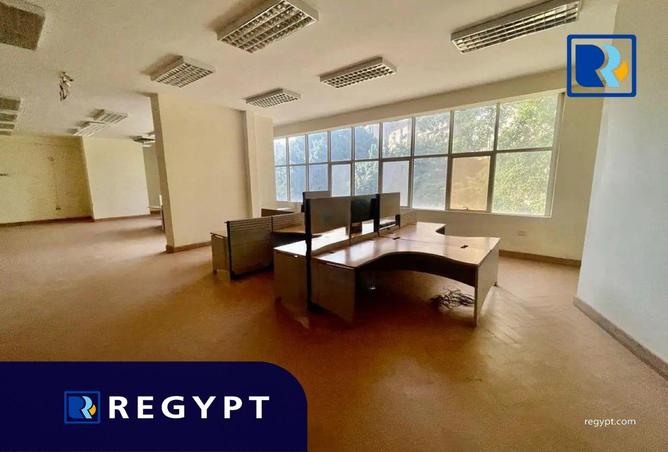 52448977 - صورة العقار 3