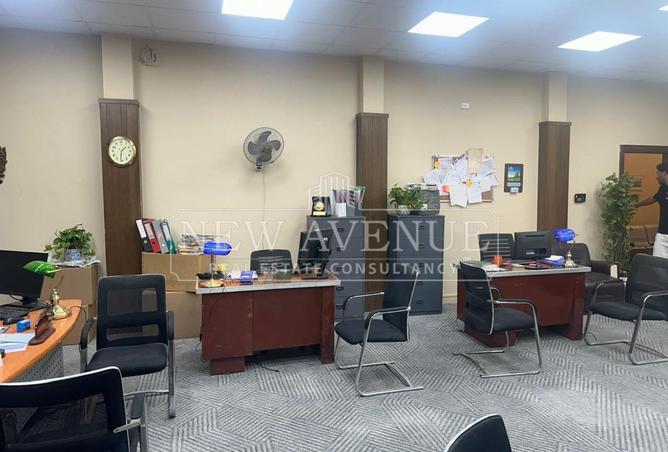 97725373 - Property Image 2