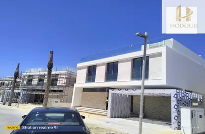 فيلا - 6 غرف نوم - 6 حمامات للبيع في مراسي - سيدي عبد الرحمن - الساحل الشمالي