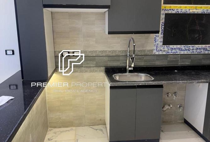 8715418 - Property Image 3