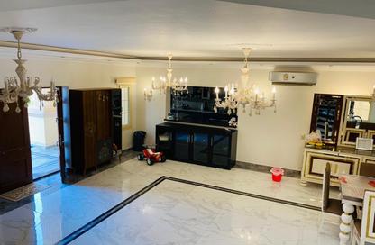 Villa - 7+ - 7 for sale in Royal City - Sheikh Zayed Compounds - Sheikh Zayed City - Giza