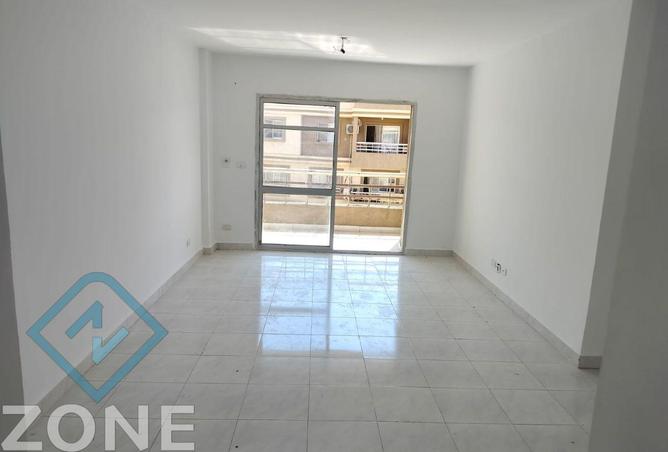 93243882 - صورة العقار 3