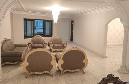 شقة - 5 - 4 للبيع في شارع شهاب - المهندسين - الجيزة