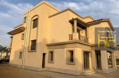 Villa - 5 Bedrooms - 6 Bathrooms for sale in Privado - Madinaty - Cairo