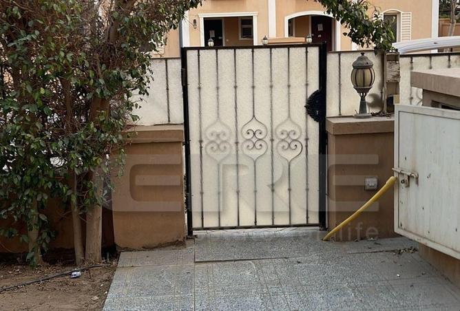 98827602 - Property Image 3
