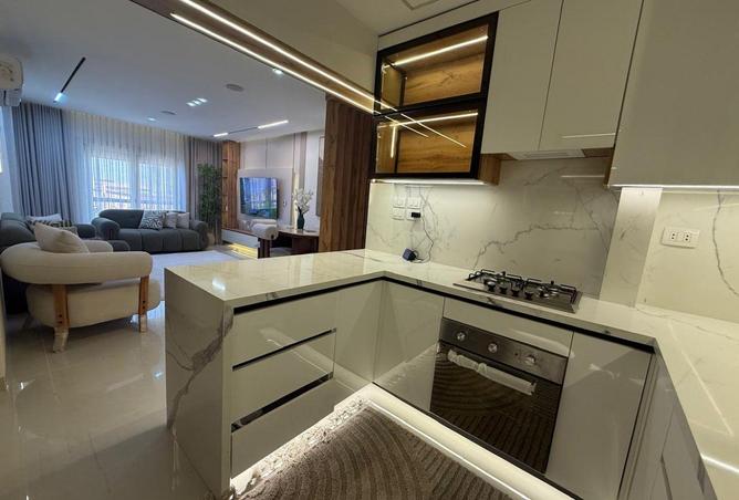 82608276 - Property Image 3