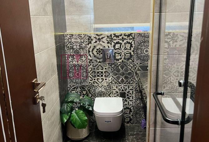 56996800 - Property Image 2