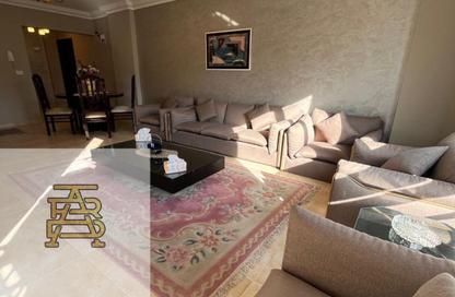 شقة - 3 غرف نوم - 2 حمامات للبيع في B12 - مدينتي - القاهرة