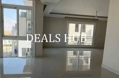 Apartment - 3 Bedrooms - 3 Bathrooms for sale in Hyde Park - New Cairo City - Cairo