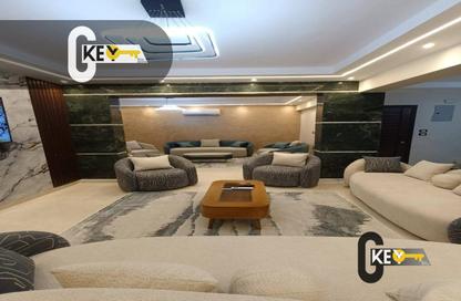 Apartment - 2 Bedrooms - 1 Bathroom for rent in El Rehab Extension - Al Rehab - New Cairo City - Cairo
