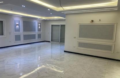 Apartment - 3 Bedrooms - 3 Bathrooms for rent in Park Corner - Hyde Park - New Cairo City - Cairo