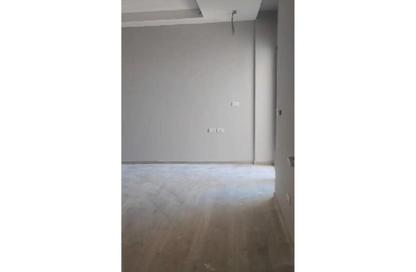 Apartment - 3 Bedrooms - 4 Bathrooms for sale in Village West - Sheikh Zayed Compounds - Sheikh Zayed City - Giza
