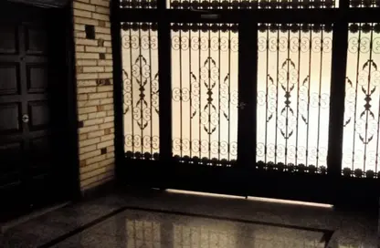 Apartment - 3 Bedrooms - 2 Bathrooms for sale in Omarat Madinet Al Fath St. - Al Hadiqah Al Dawliyah - 7th District - Nasr City - Cairo