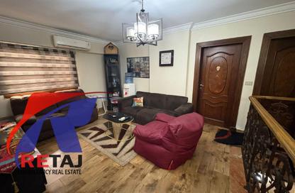 Duplex - 3 Bedrooms - 2 Bathrooms for sale in Mohyee Al Din Abd Al Al Hamid St. - 8th Zone - Nasr City - Cairo