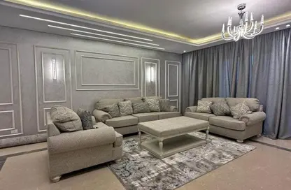 شقة - 3 غرف نوم - 3 حمامات للبيع في 6 ويست - بيفرلي هيلز - كمبوندات الشيخ زايد - الشيخ زايد - الجيزة