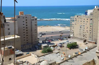 شقة - 3 غرف نوم - 2 حمامات للبيع في ميامي - حي اول المنتزة - الاسكندرية