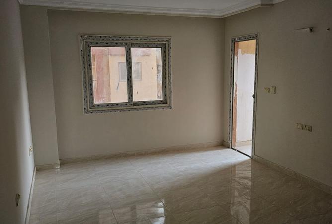 105173067 - Property Image 3