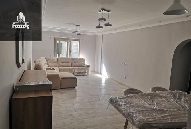 64135824 - Property Main Image