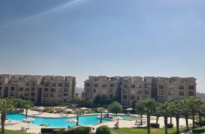 Apartment - 3 Bedrooms - 3 Bathrooms for sale in Stone Residence - 5th Settlement Compounds - The 5th Settlement - New Cairo City - Cairo