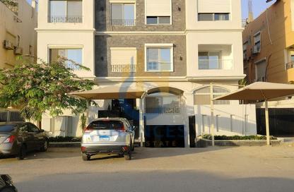 Duplex - 4 Bedrooms - 4 Bathrooms for sale in West Golf - El Katameya Compounds - El Katameya - New Cairo City - Cairo