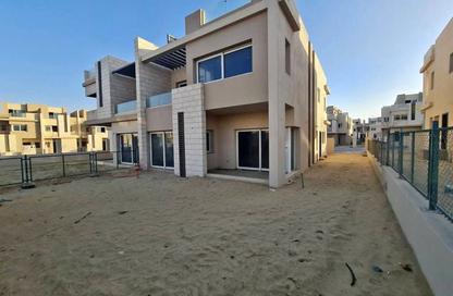 Villa - 4 - 4 for sale in Tawny Hyde Park - 6 October Compounds - 6 October City - Giza